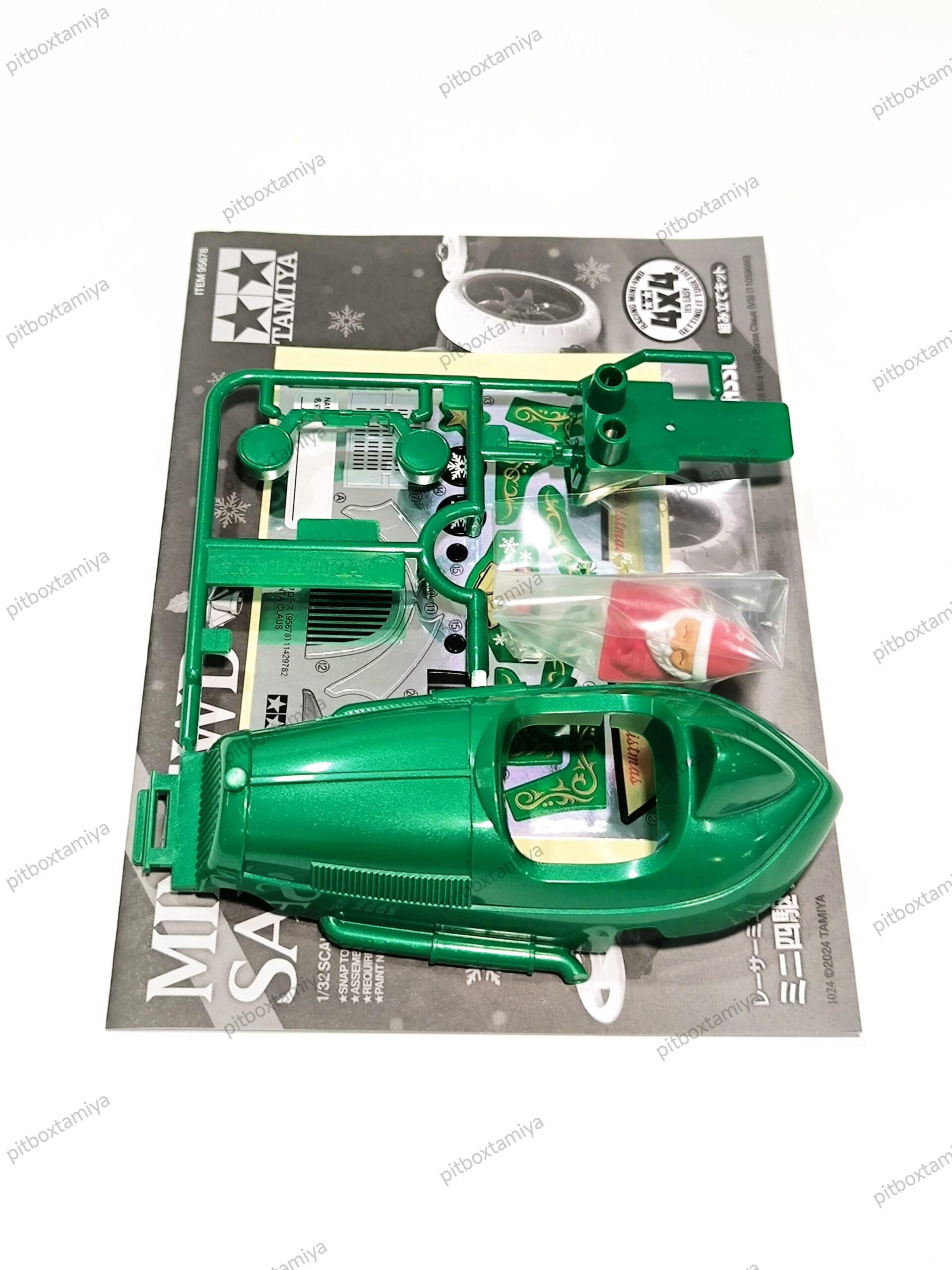 IMG_20260930_145429 Tamiya Body Mach Bullet Santa Claus Vs Chassis Loose Ori - Image 1